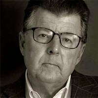 David Osborn Photography, London, England. Teaching enthusiast photographers creative and artistic travel and landscape photography. One-to-one tuition, booked on demand. Online or in-person workshops.